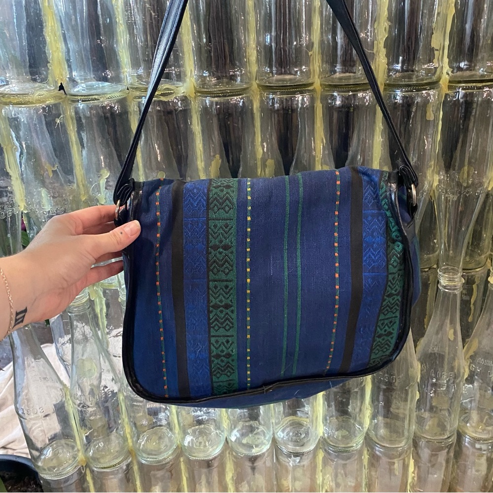 Purse - Picture 3 of 4